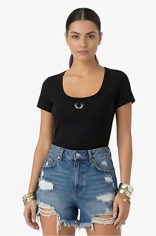 Dámské tričko se čtvercovým výstřihem